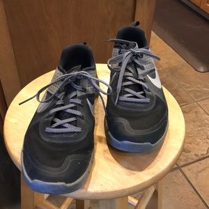 Men’s Nike sneakers